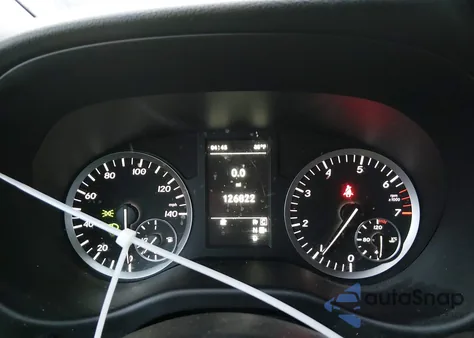 2019 Mercedes-Benz Metris z USA, uszkodzony, nr VIN WD3PG2EAXK3608210